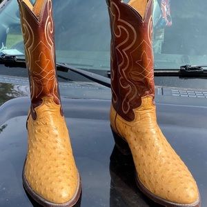 Justin full quill cowboy boots.
